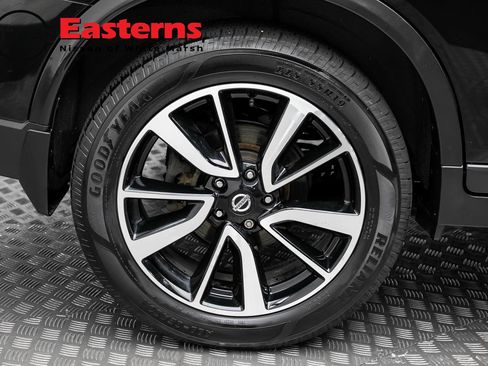 Used 2019 Nissan Rogue SL w/ Premium Package AWD/4WD image 31