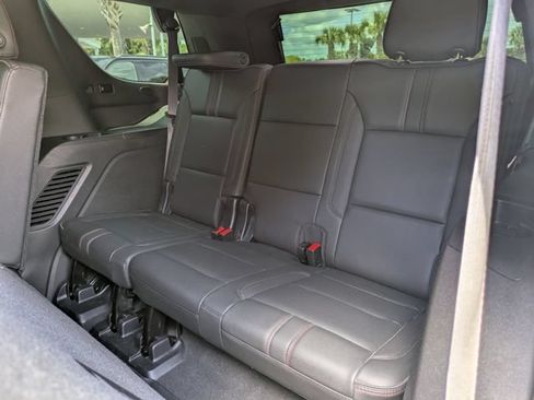 Used 2021 Chevrolet Tahoe RST AWD/4WD image 16