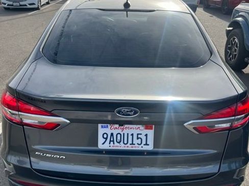 Used 2019 Ford Fusion S image 10