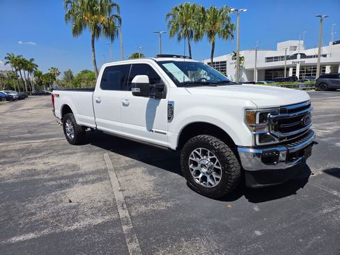 Used 2022 Ford F350 Lariat w/ Lariat Ultimate Package image 2