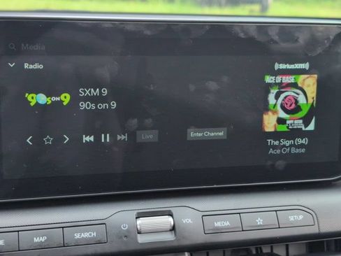 Used 2025 Kia K4 FWD image 18