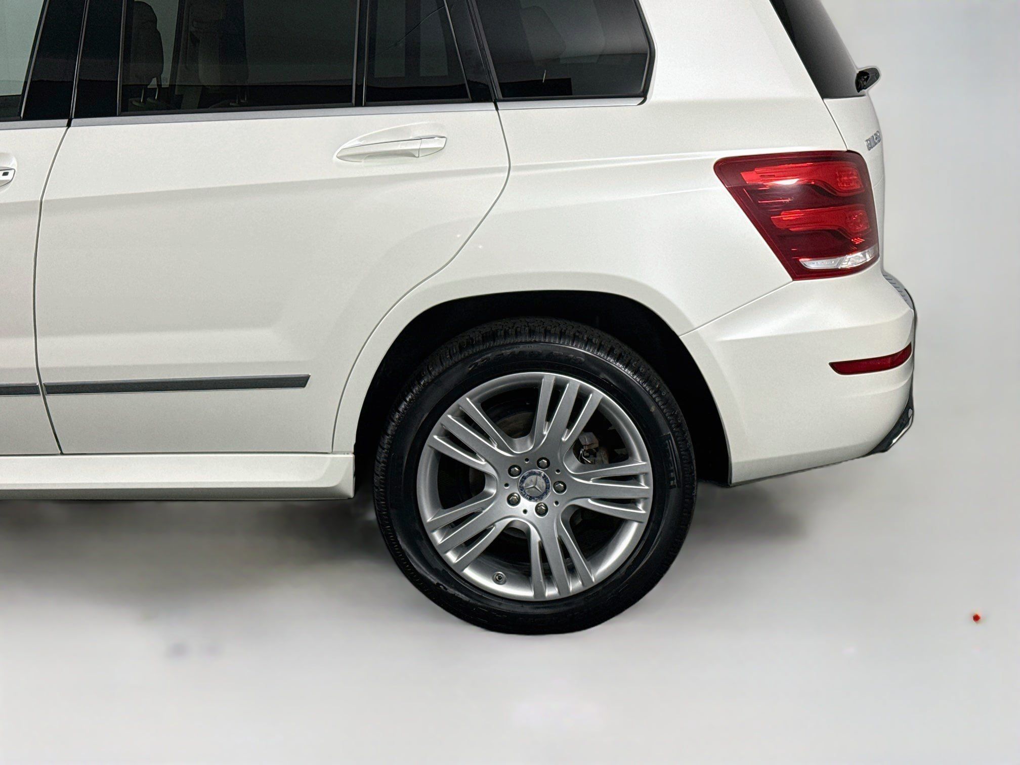 Used 2014 Mercedes-Benz GLK 250 BlueTEC 4MATIC image 42