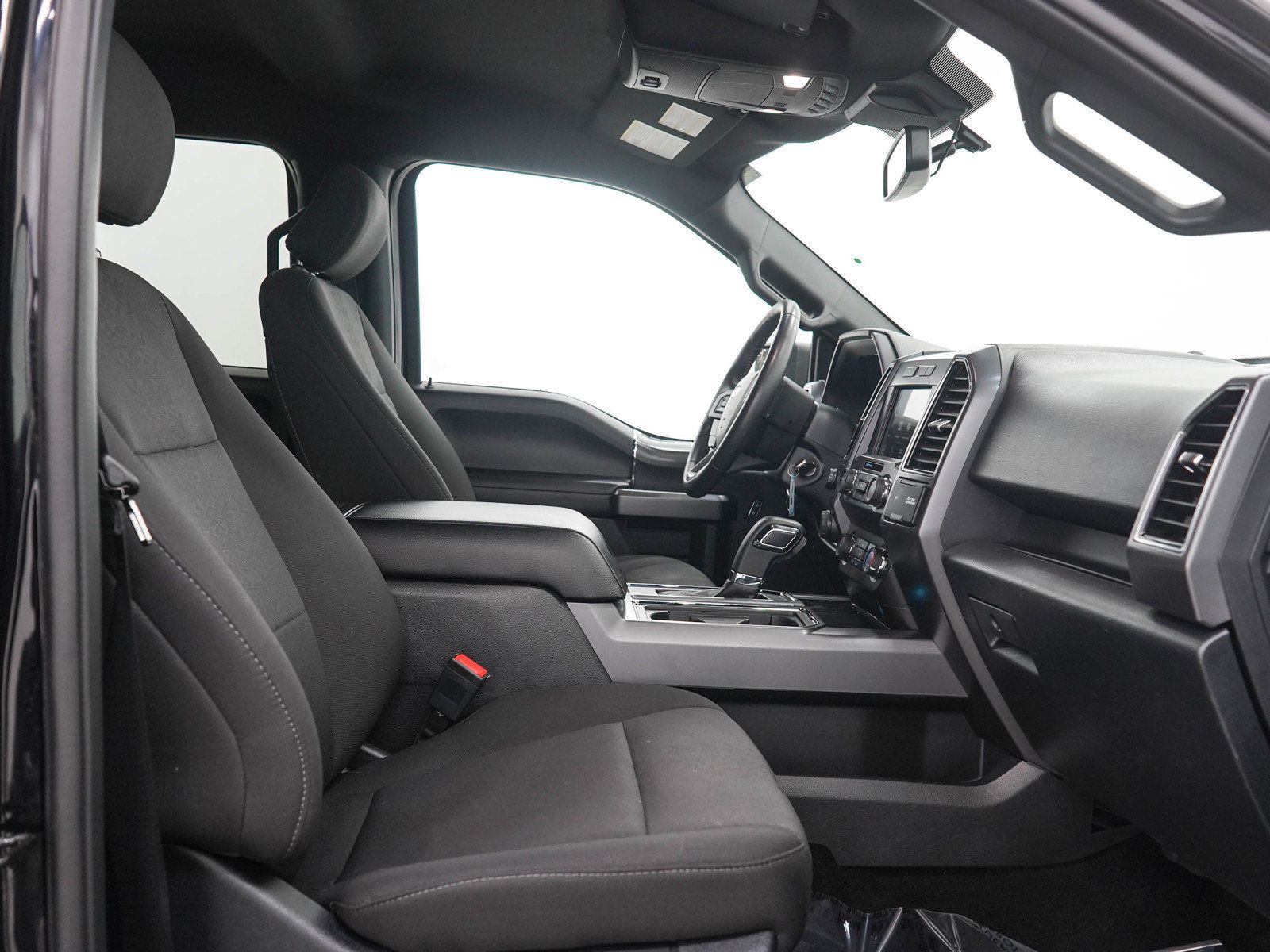 Used 2019 Ford F150 XLT w/ Equipment Group 302A Luxury AWD/4WD image 13