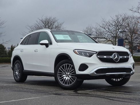 New 2026 Mercedes-Benz GLC 300 4MATIC image 2