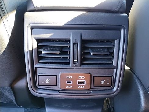 Used 2026 Subaru Outback Limited XT AWD/4WD image 27