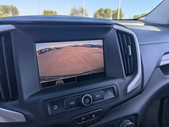 Used 2023 GMC Terrain SLE FWD image 24