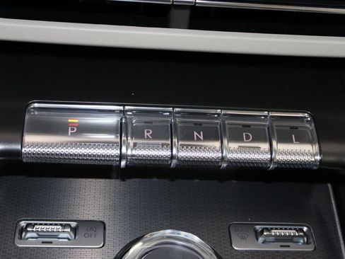 New 2026 Lincoln Nautilus Premier image 43