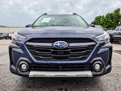 Used 2024 Subaru Outback Limited AWD/4WD image 2
