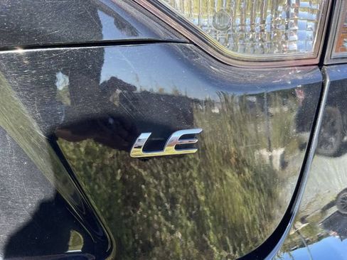 Used 2024 Toyota Corolla LE FWD image 7