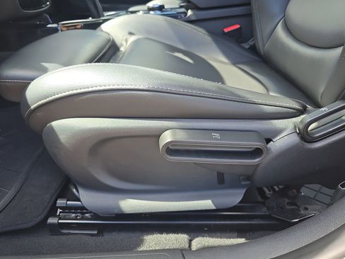 Used 2017 MINI Cooper Clubman S image 14