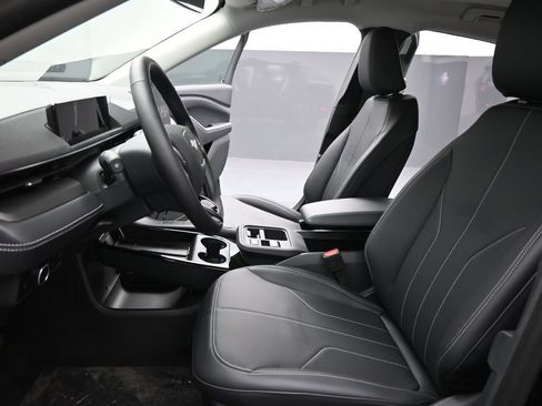 New 2026 Ford Mustang Mach-E Select image 9