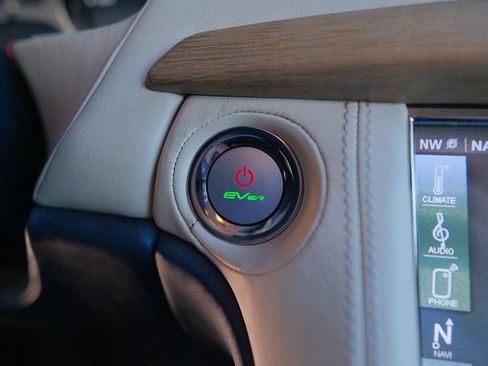 Used 2012 Fisker Karma EcoSport RWD image 26