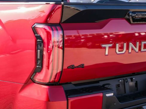 Used 2023 Toyota Tundra Platinum AWD/4WD image 7