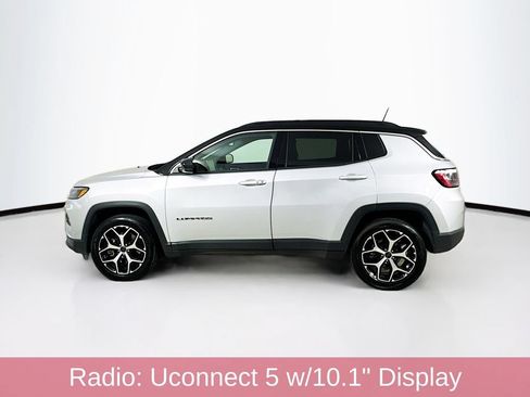 Used 2025 Jeep Compass Limited AWD/4WD image 4