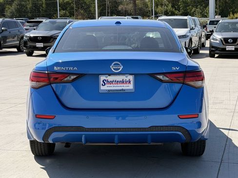 Used 2020 Nissan Sentra SV FWD image 5
