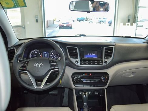 Used 2016 Hyundai Tucson SE w/ Option Group 12 AWD/4WD image 11