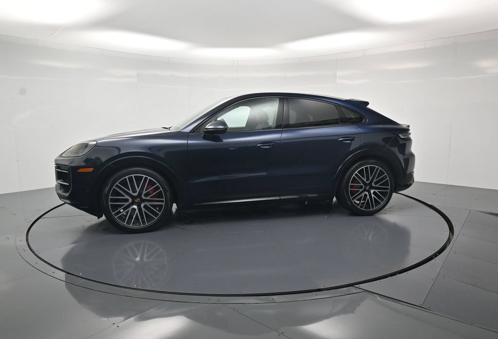 Certified 2026 Porsche Cayenne GTS AWD/4WD image 2