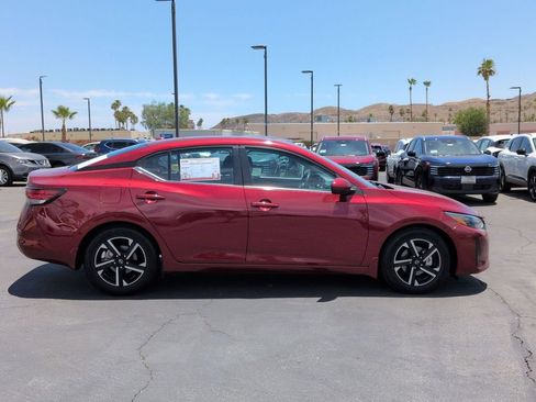 Used 2024 Nissan Sentra SV w/ All-Weather Package FWD image 5