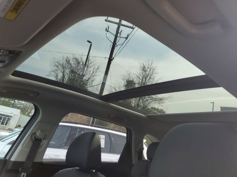 New 2026 Kia Sorento S w/ S Panoramic Sunroof Package image 19