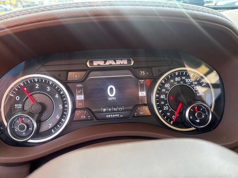 Used 2022 RAM 2500 Laramie AWD/4WD image 22