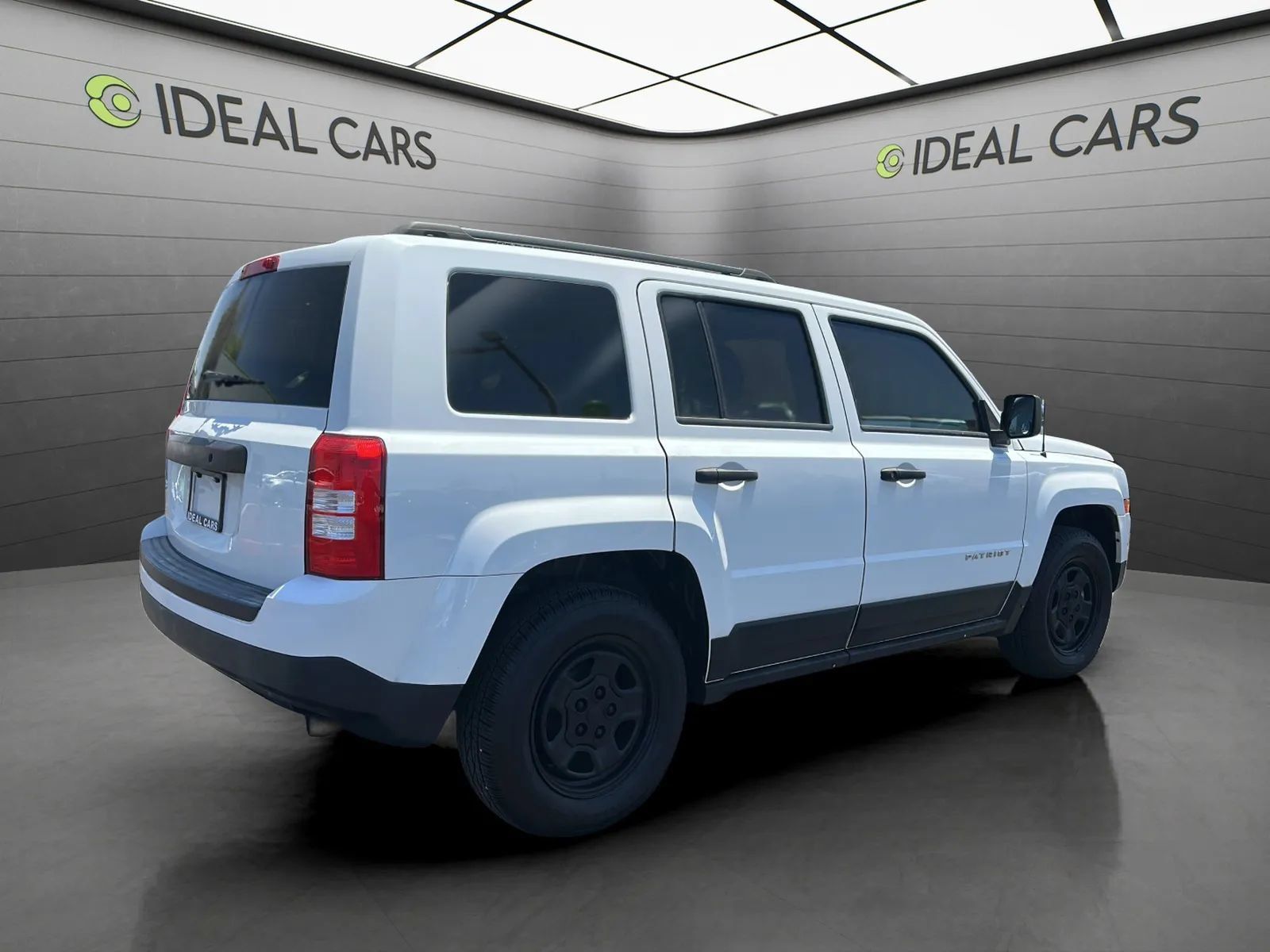 Used 2015 Jeep Patriot Sport FWD image 5