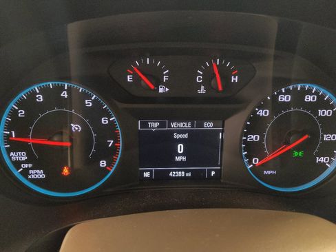 Used 2020 Chevrolet Malibu LT FWD image 23