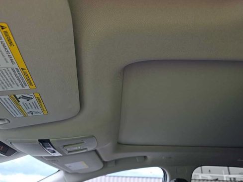 Used 2025 Nissan Murano SL w/ Cargo Package AWD/4WD image 14