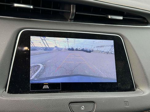 Used 2021 Cadillac XT4 Sport image 14