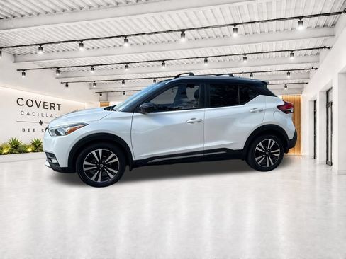 Used 2019 Nissan Kicks SR w/ Exterior Package FWD image 5