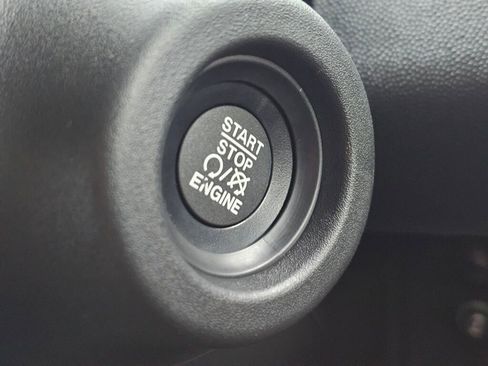 New 2025 RAM ProMaster 1500 w/ Quick Order Package 22G SLT image 36