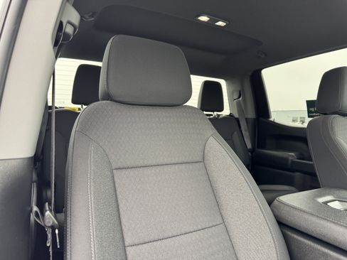 Certified 2022 Chevrolet Silverado 1500 Custom image 22