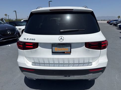 Used 2026 Mercedes-Benz GLB 250 image 6