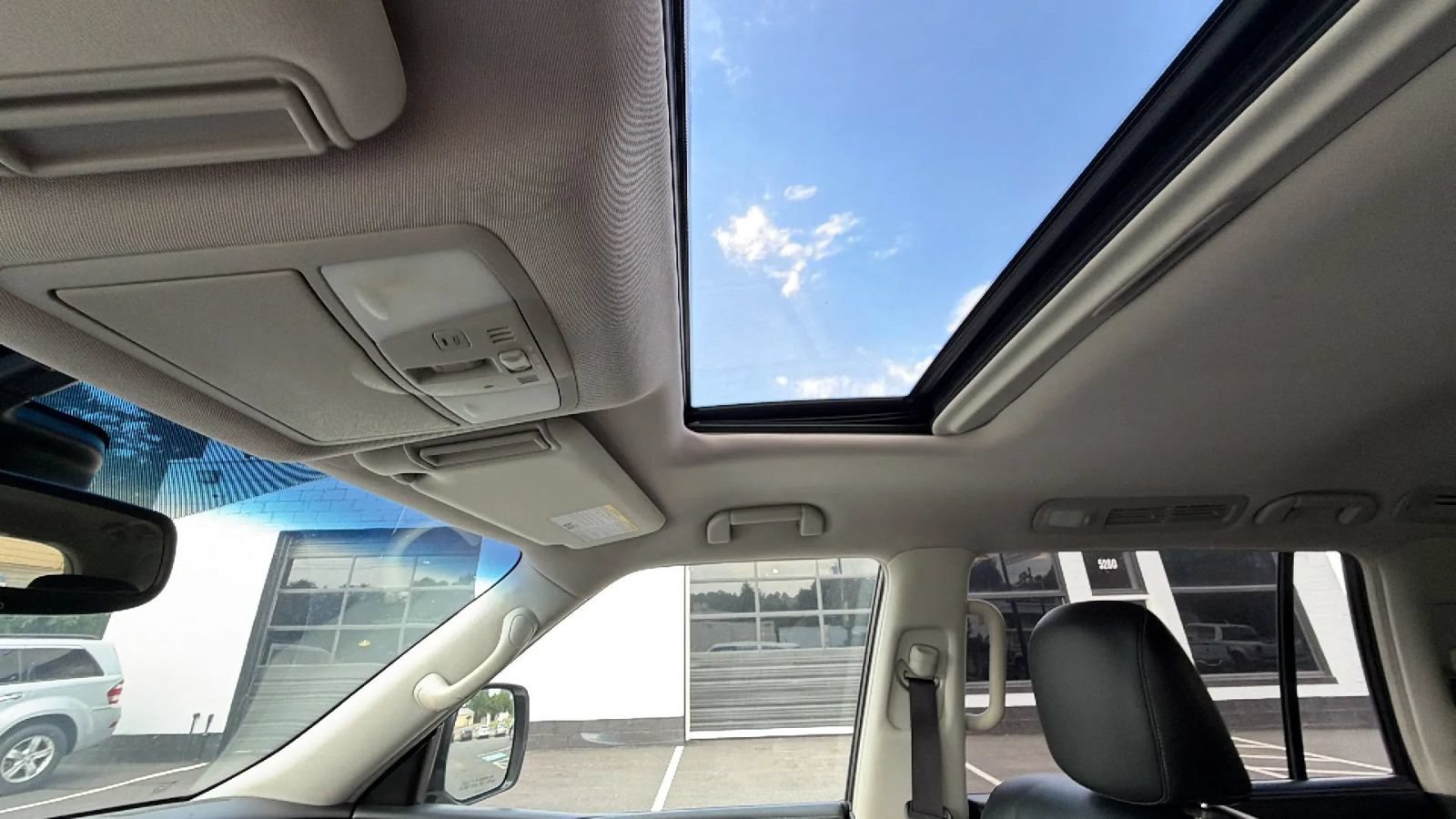 Used 2017 INFINITI QX80 2WD image 33