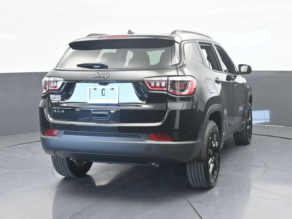 New 2026 Jeep Compass Latitude AWD/4WD image 5