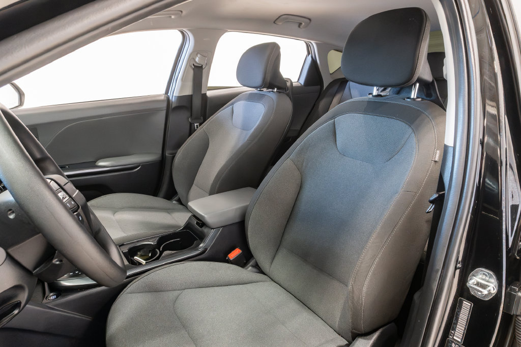Used 2025 Kia K4 FWD image 9