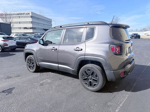 Used 2018 Jeep Renegade Sport w/ Power & Air Group image 3