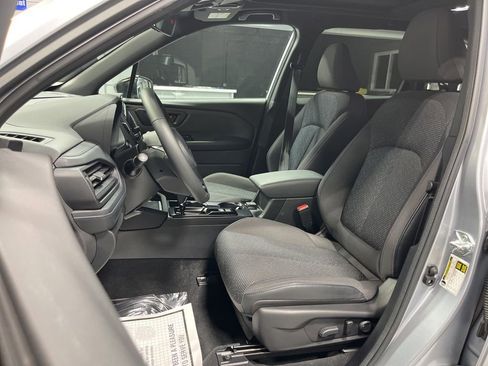 Used 2026 Subaru Forester Premium AWD/4WD image 13