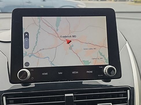 Used 2022 Mitsubishi Eclipse Cross SE image 8