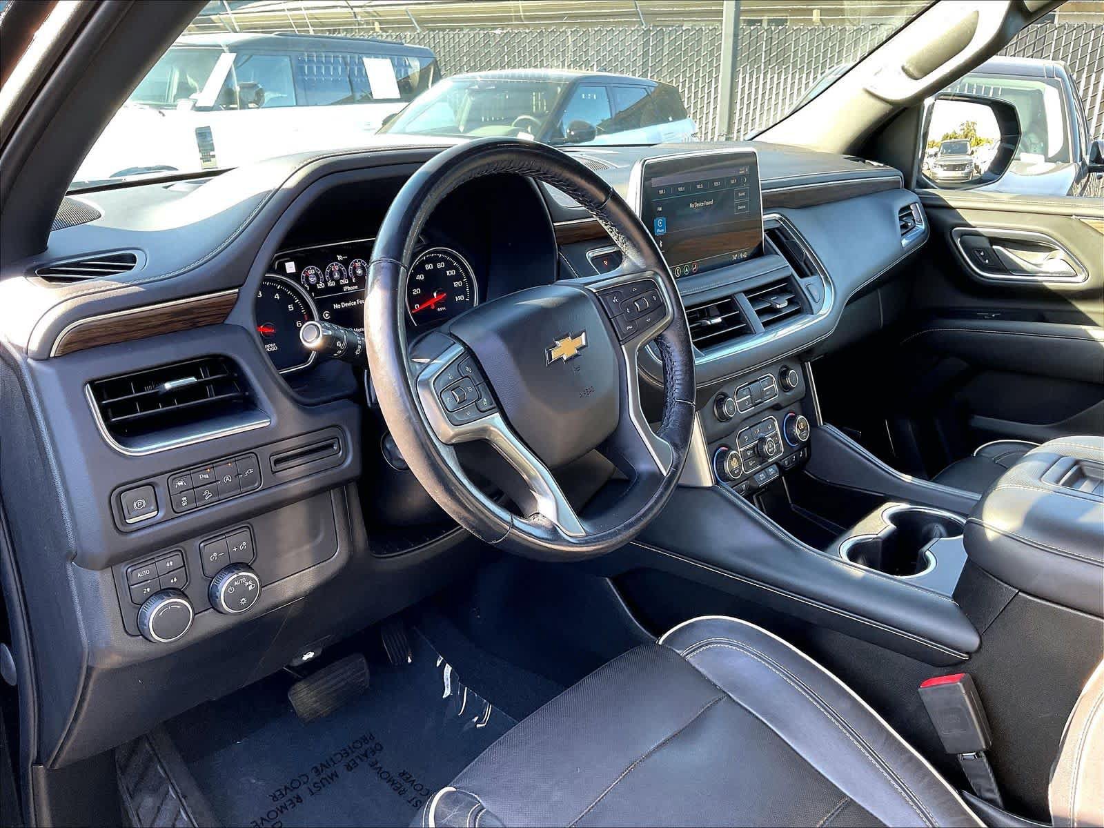 Used 2021 Chevrolet Tahoe Premier AWD/4WD image 17