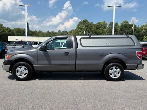 Used 2013 Ford F150 XL w/ Mid Equipment Group RWD image 2