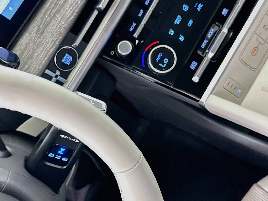 New 2027 Hyundai Santa Fe Limited AWD/4WD image 15