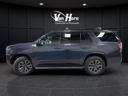 Used 2022 Chevrolet Tahoe Z71 w/ Luxury Package AWD/4WD image 4