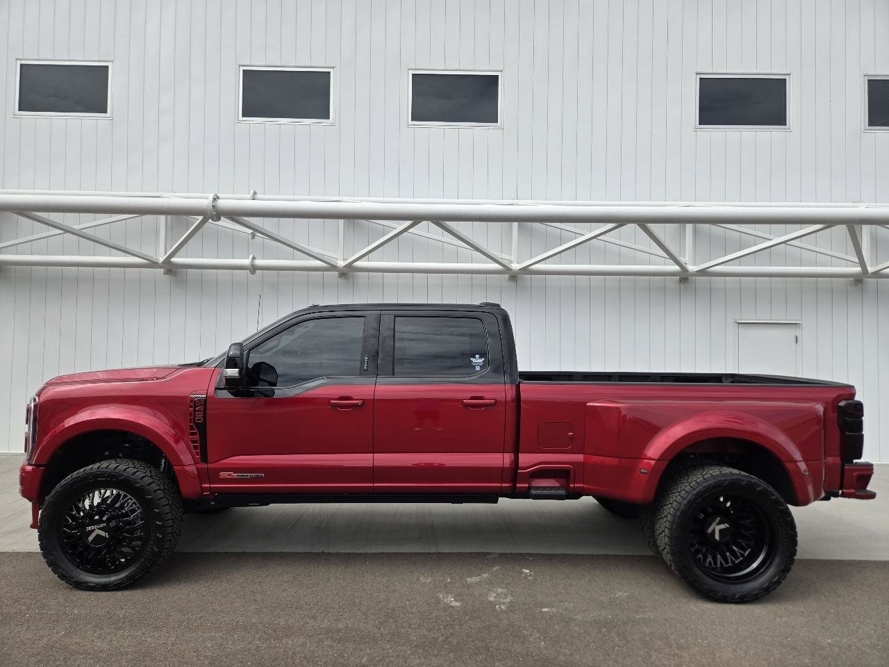 Used 2024 Ford F450 Platinum AWD/4WD image 1