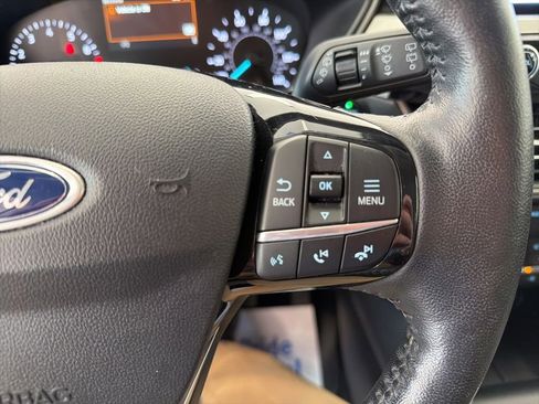 Used 2021 Ford Escape SE w/ SE Sport Appearance Package AWD/4WD image 10