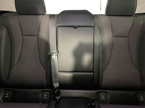 Used 2023 Buick Envision Preferred image 13