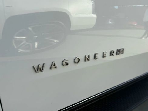 Used 2022 Jeep Wagoneer Series II image 11
