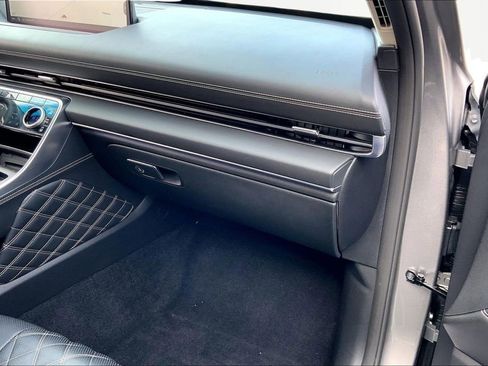 Used 2023 Genesis GV80 3.5T w/ Prestige Package image 18