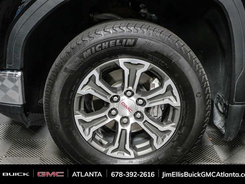 Used 2024 GMC Sierra 1500 SLT AWD/4WD image 33