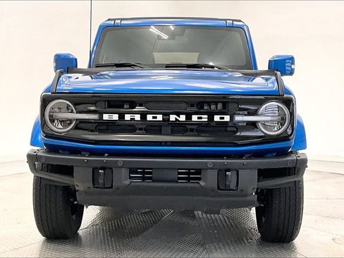 Used 2024 Ford Bronco Outer Banks AWD/4WD image 3