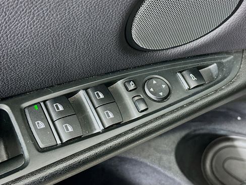 Used 2017 BMW X5 xDrive35d image 15